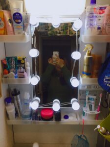 洗面台で化粧するのが楽しくなるものを仕入れました。